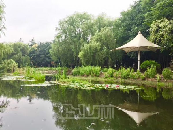 厂房正门图