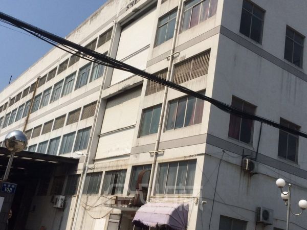 厂房正门图