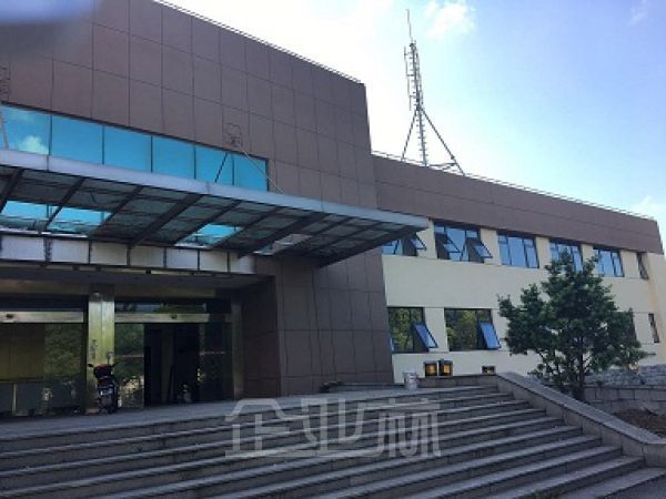 厂房正门图