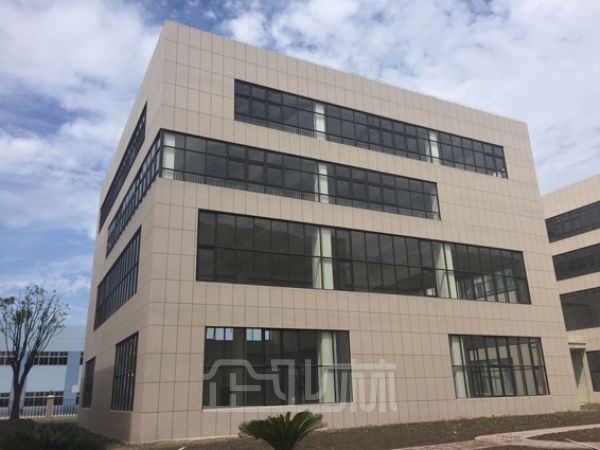 厂房正门图
