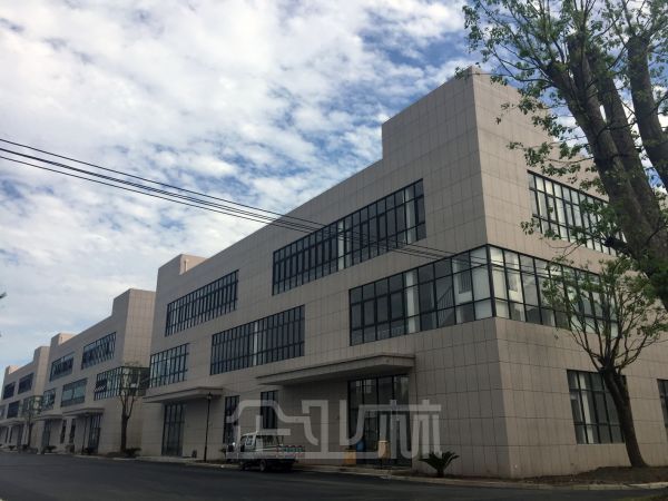 厂房正门图