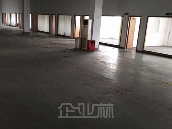 厂房正门图