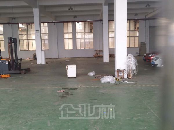 厂房正门图