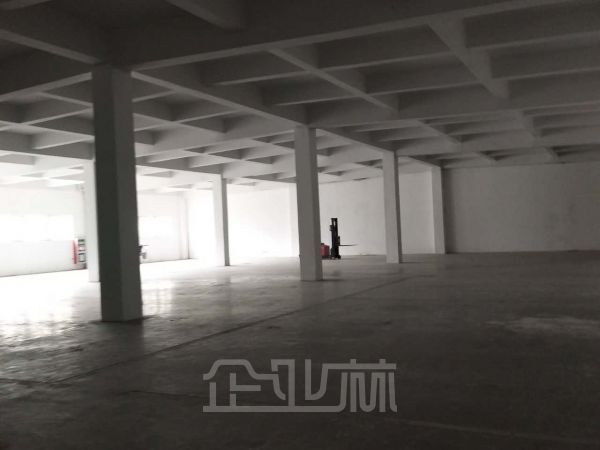 厂房正门图