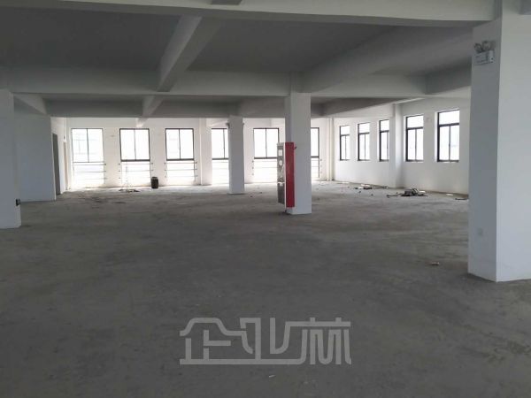 苏州工业园区附近630平楼上厂房出租