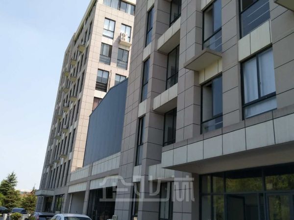 苏州工业园区附近630平楼上厂房出租