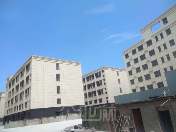 厂房正门图