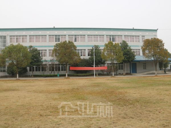 厂房正门图