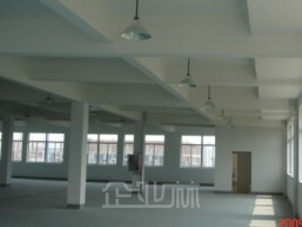 厂房正门图