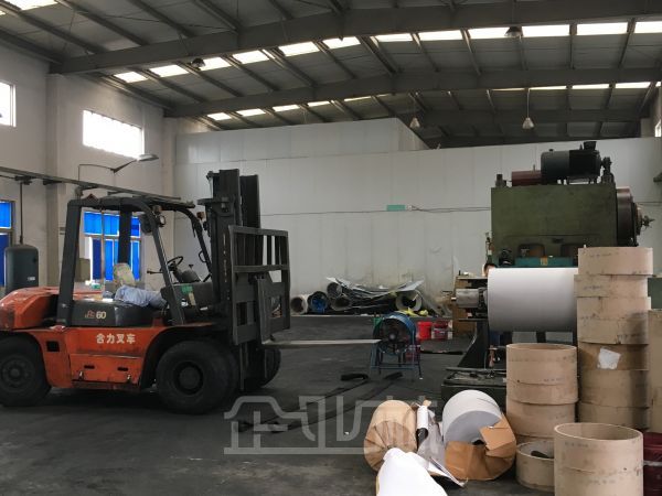 厂房正门图