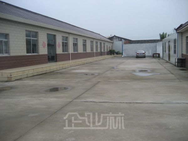 厂房正门图