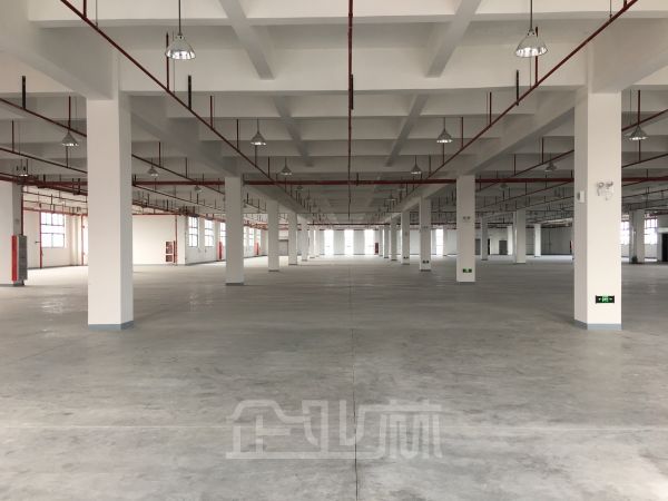 厂房正门图