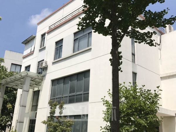 厂房内饰图