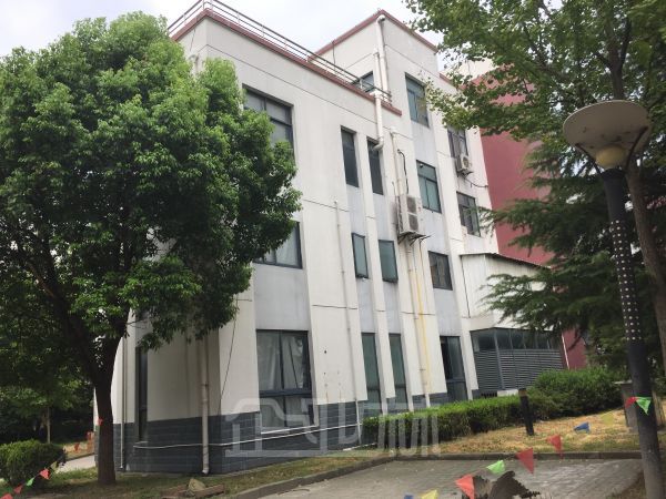 松江 新桥独栋厂房686平米