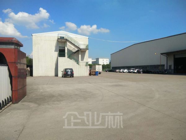 松江老城区单层仓库9600平米