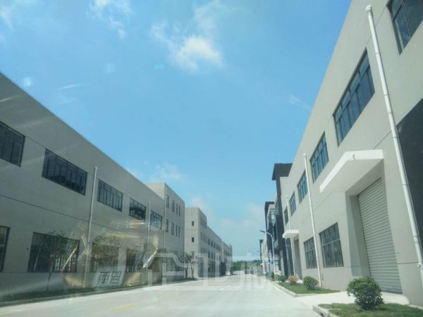厂房正门图