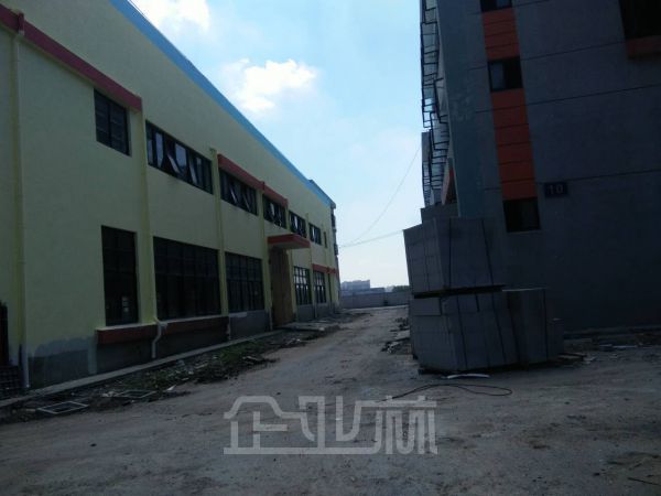 厂房正门图