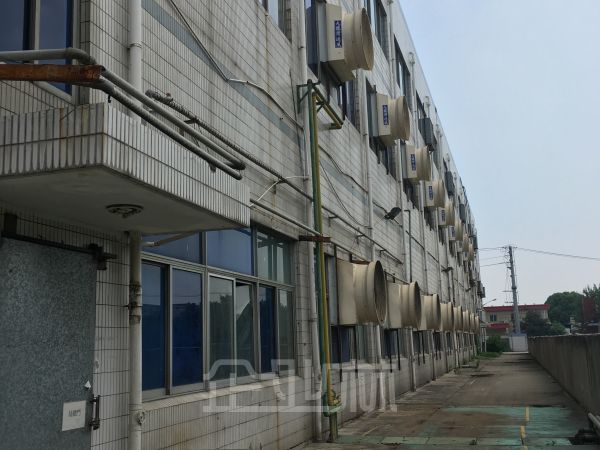 厂房正门图