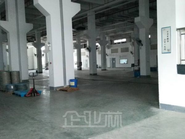 厂房正门图