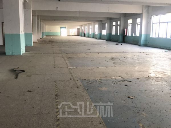 厂房正门图