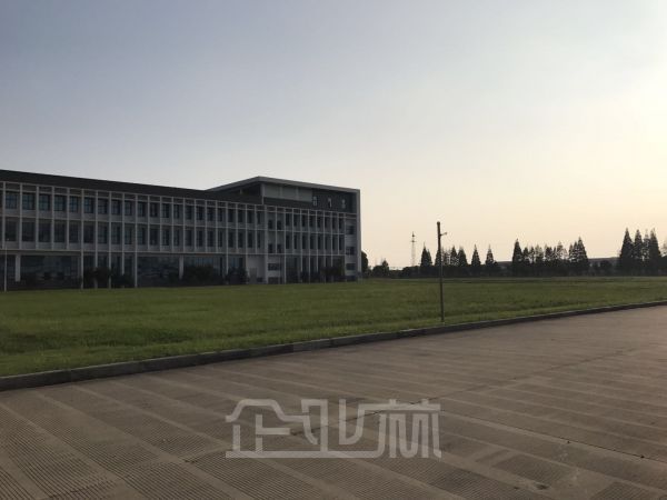 售 江苏昆山市占地 133亩  36000平米的多幢厂房 、办公