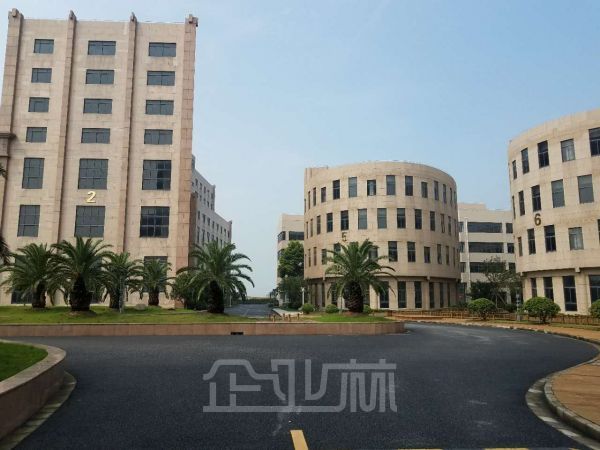 厂房正门图
