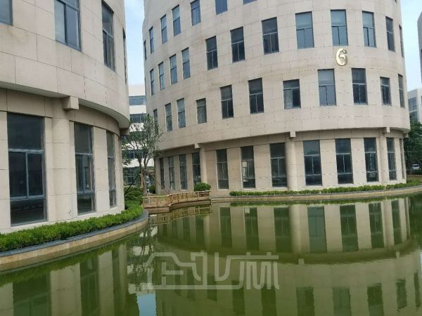 厂房正门图
