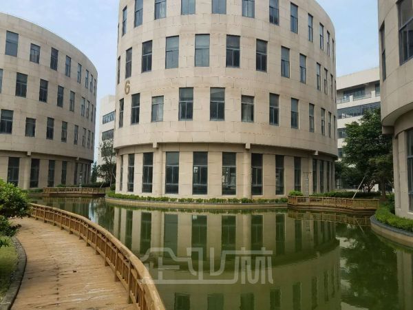 厂房正门图