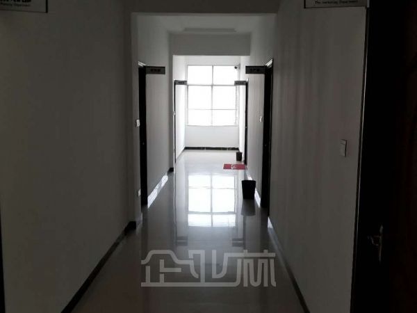 厂房正门图