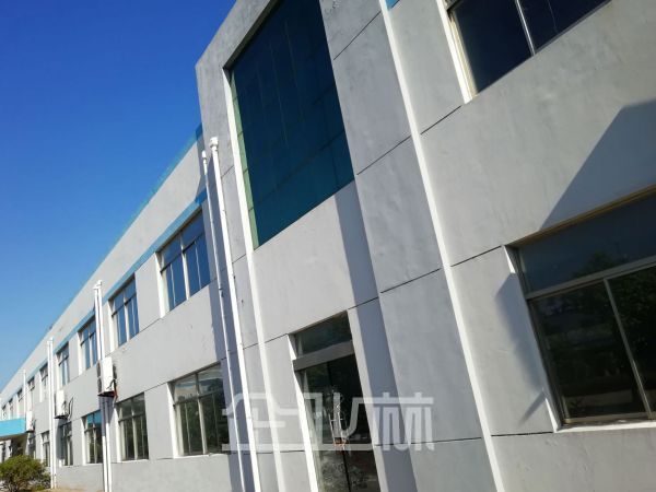 厂房正门图