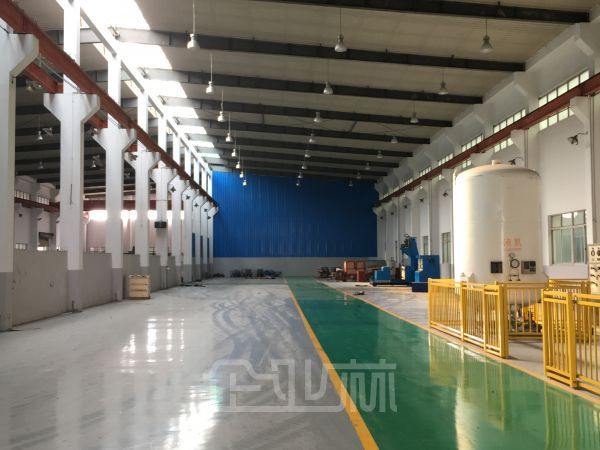 厂房正门图