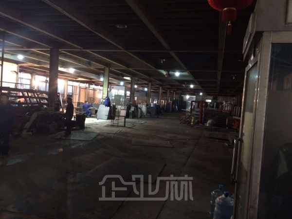 厂房正门图