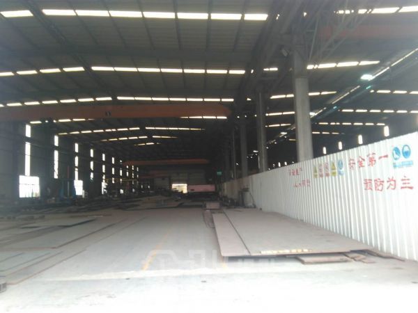 厂房正门图