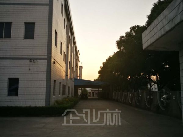 厂房正门图