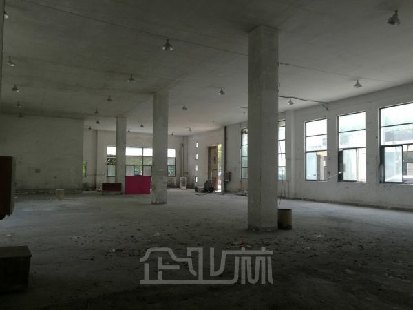 厂房正门图