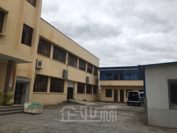厂房正门图