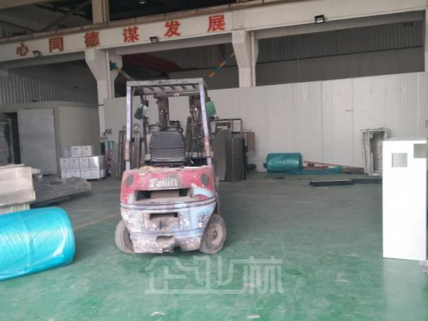 厂房正门图