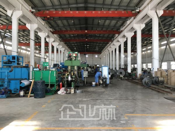 厂房正门图