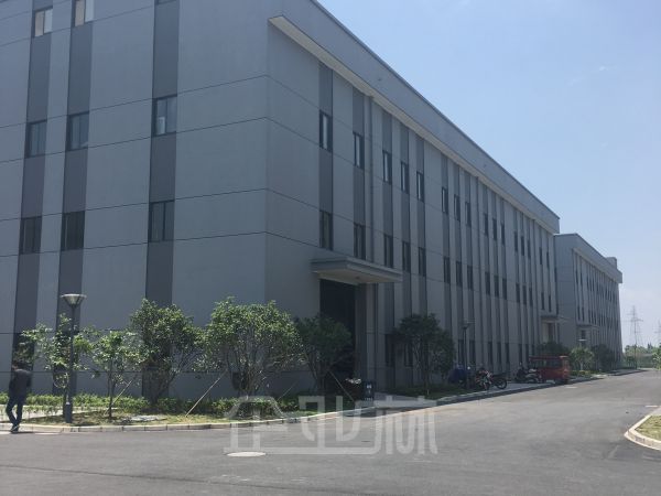 厂房正门图