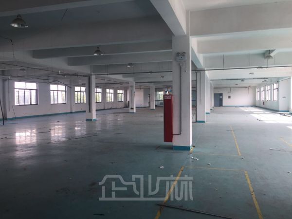 厂房正门图