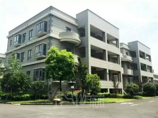 新桥104板块 独栋2000研发办公楼 便宜出售