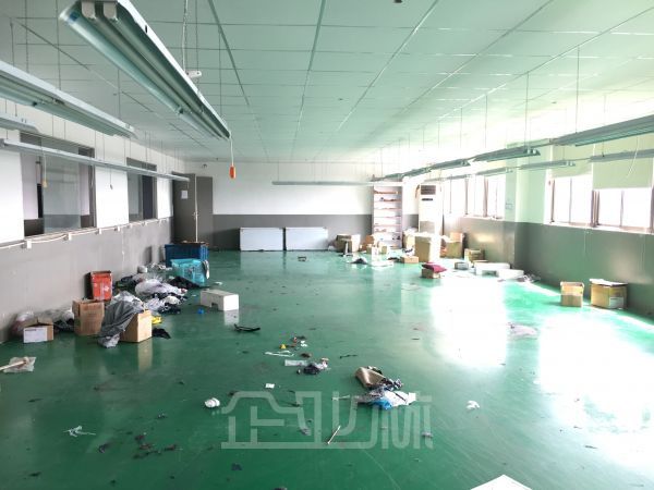 厂房正门图