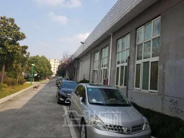 厂房正门图