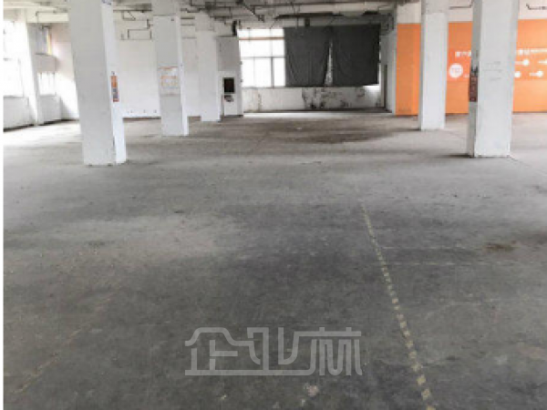 出租外高桥厂房2000平，可以短租半年