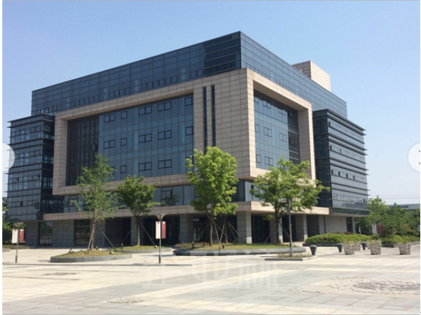 厂房正门图