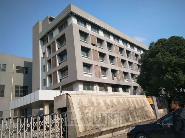 厂房正门图