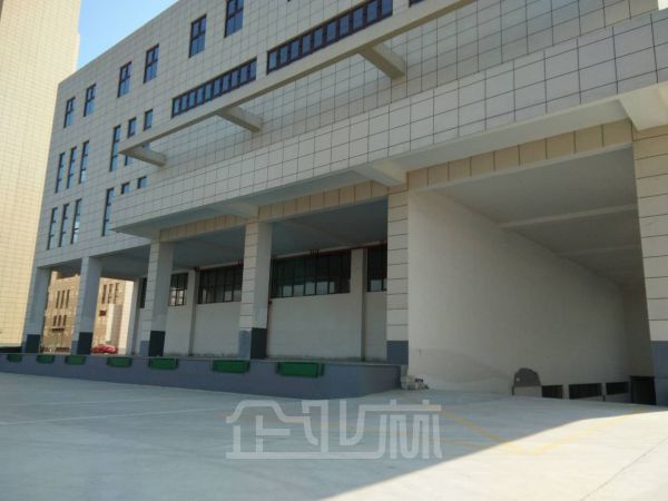 厂房正门图