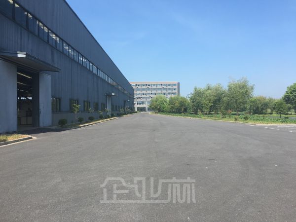 厂房正门图