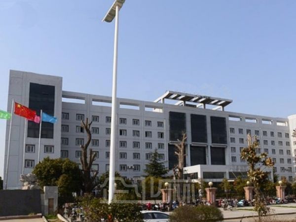 厂房内饰图