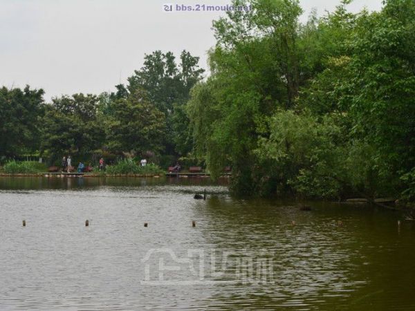 厂房正门图